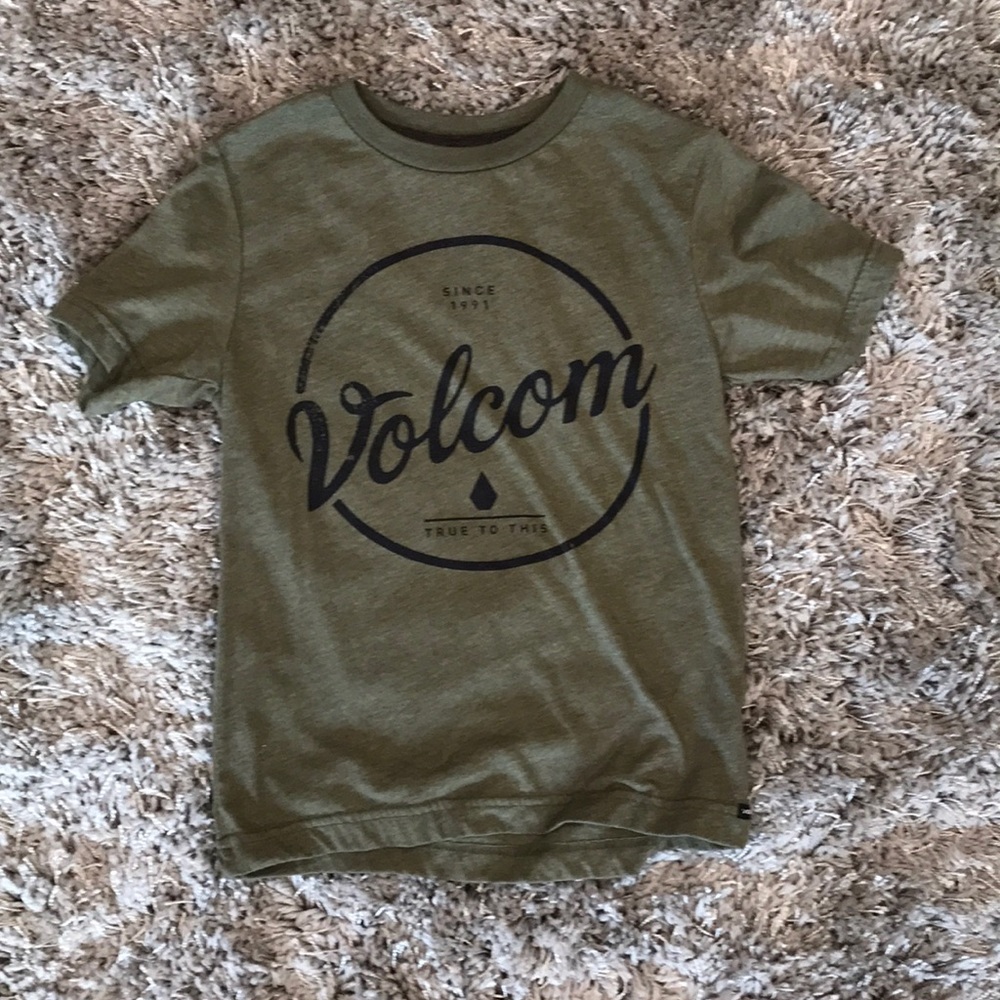 Volcom olive green boys medium t shirt